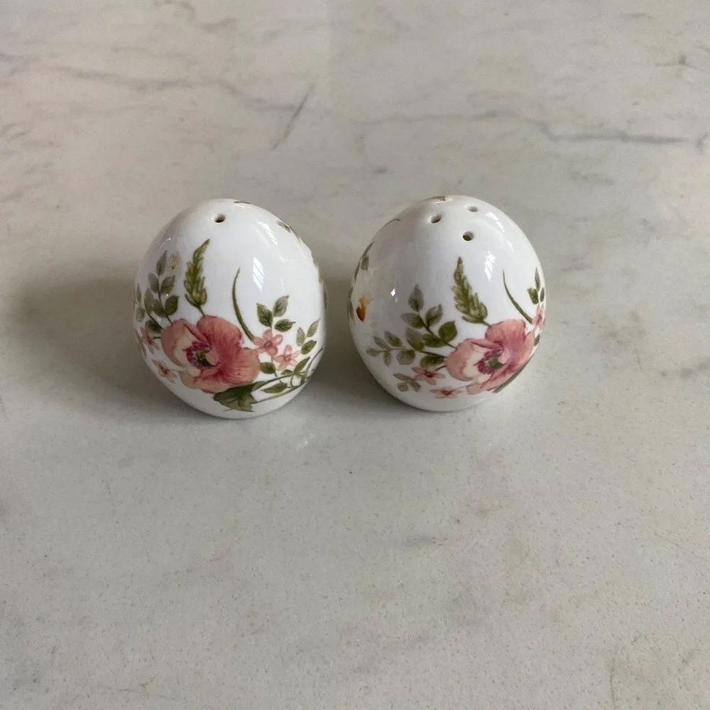 Vintage Sanford Salt and Pepper Shakers